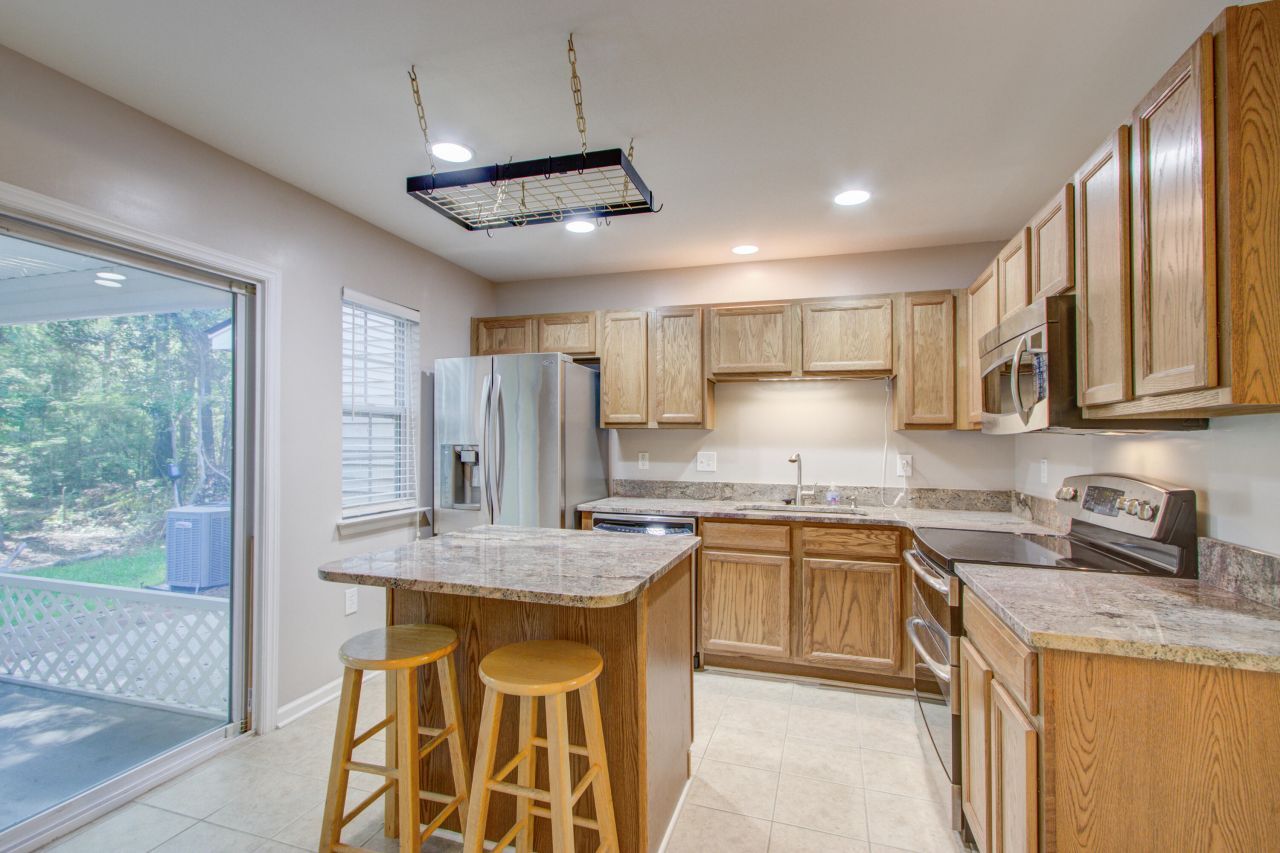 1201 Pine Bluff Drive Photo 11