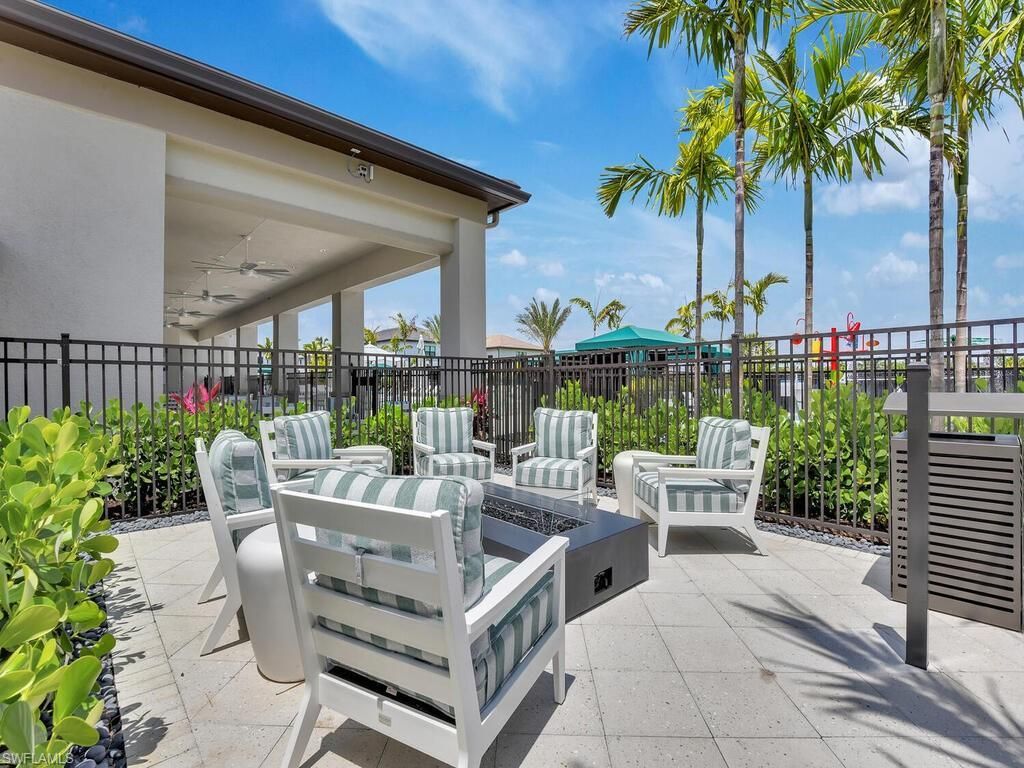 20152 Camellia Crosse Ln, Estero, FL 33928 Photo