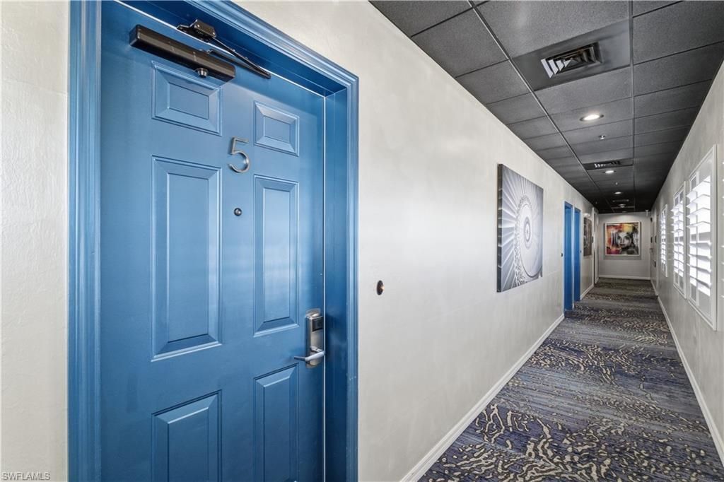 221 9th St S, Unit 405, Naples, FL 34102 Photo