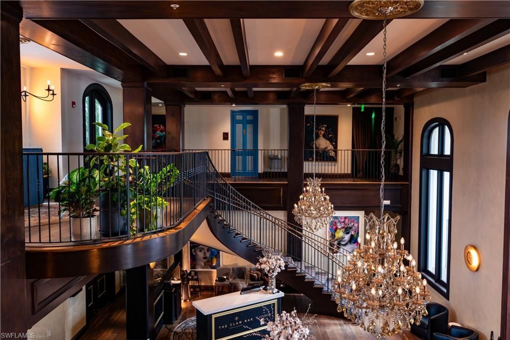 221 9th St S, Unit 405, Naples, FL 34102 Photo