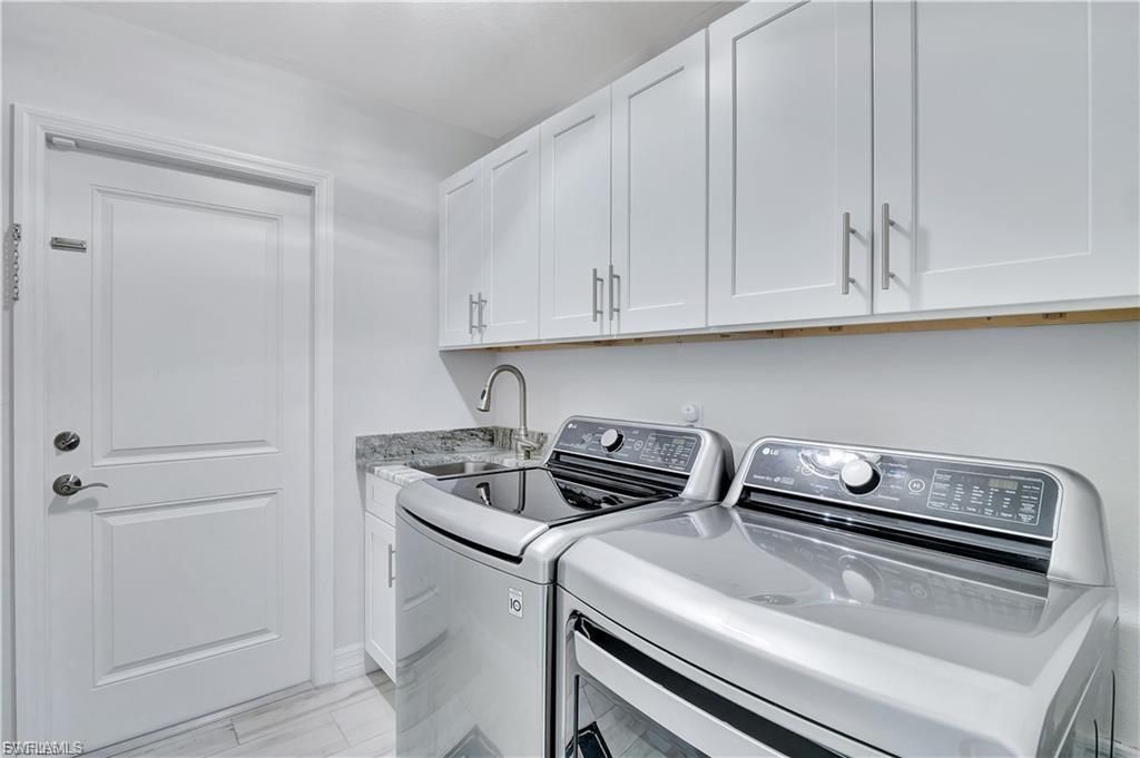 1733 SW 29th Ter, Cape Coral, FL 33914 Photo