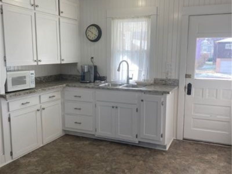 207 East North Avenue, East Palestine, OH 44413 Photo 10