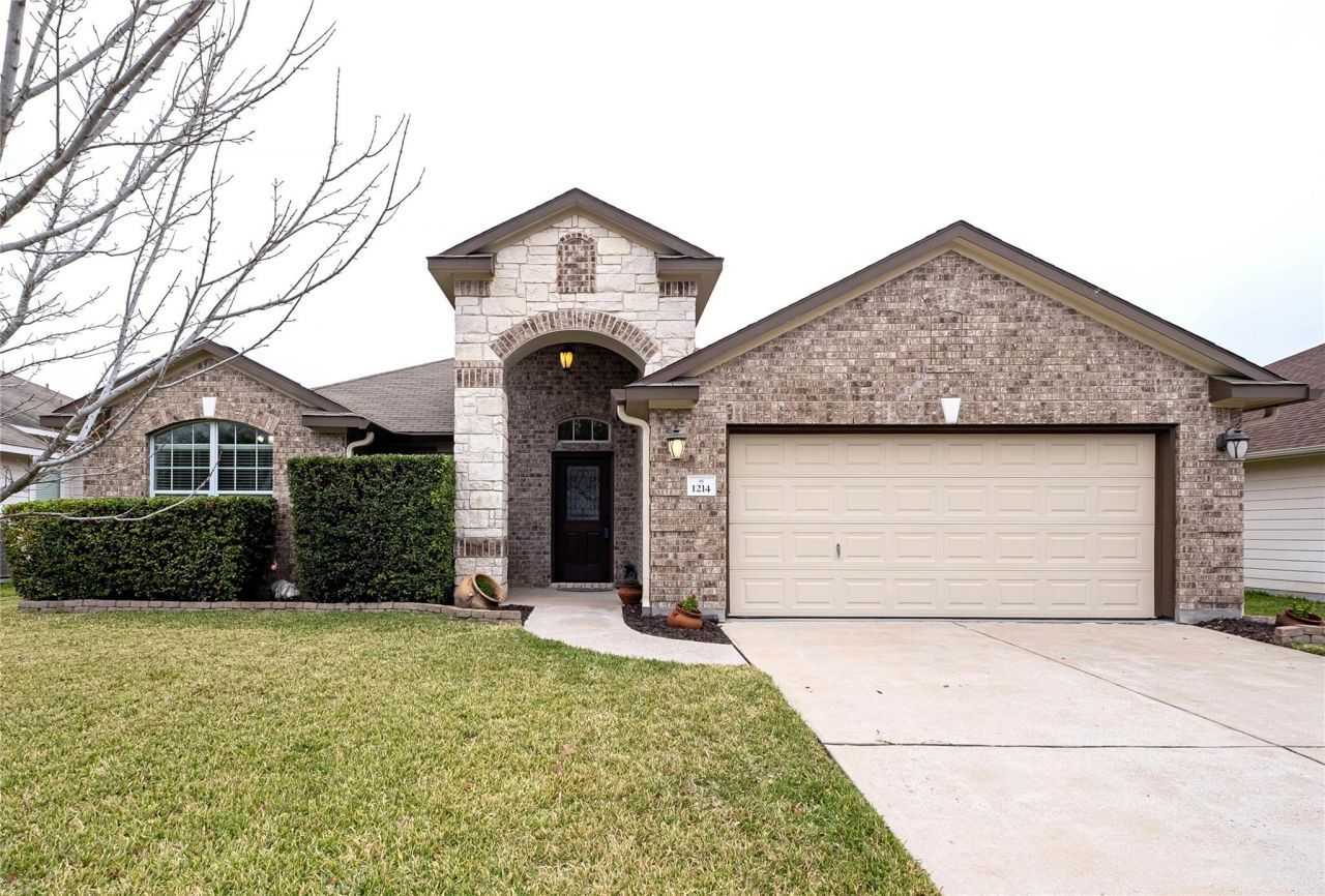1214 Utopia Ln, Hutto, TX 78634 Main Photo