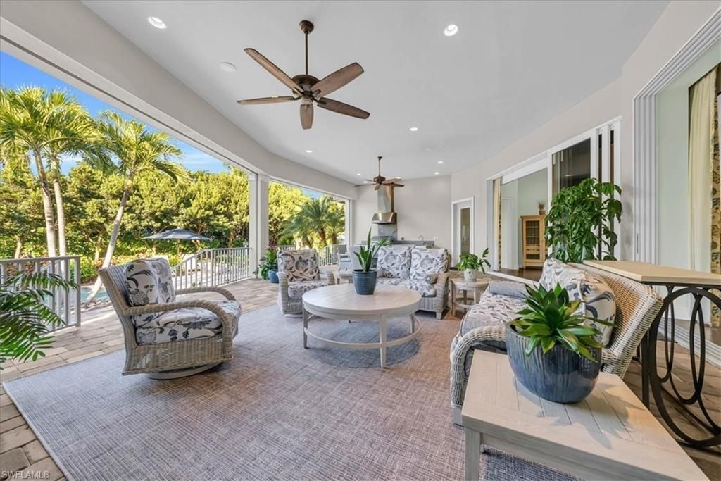 455 Bow Line Dr, Naples, FL 34103 Photo