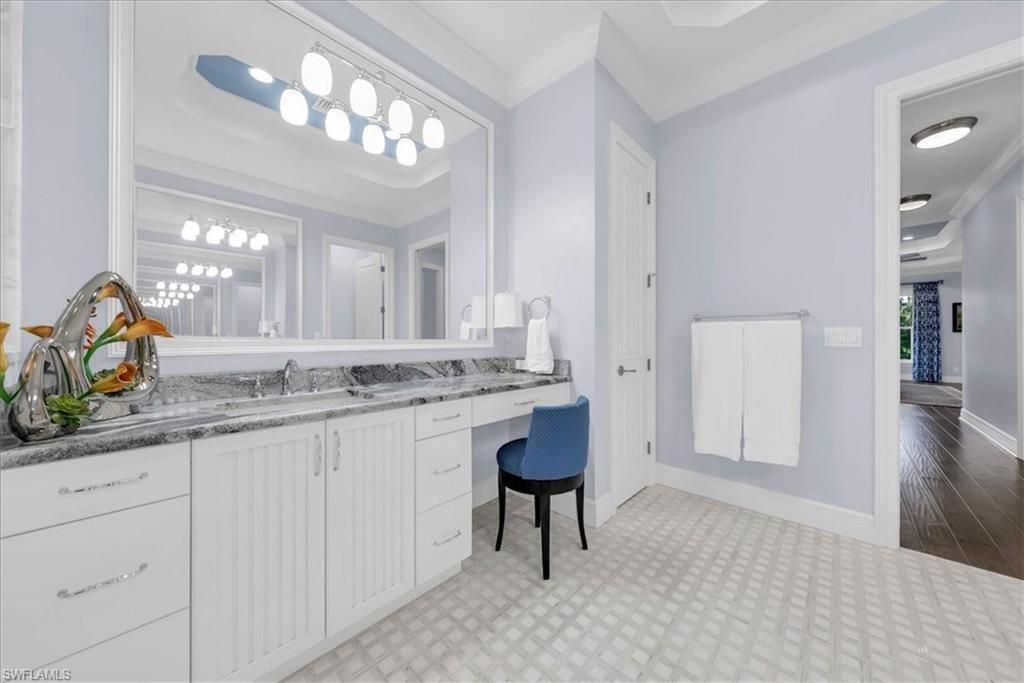 455 Bow Line Dr, Naples, FL 34103 Photo