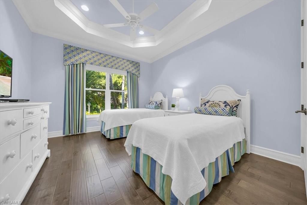 455 Bow Line Dr, Naples, FL 34103 Photo