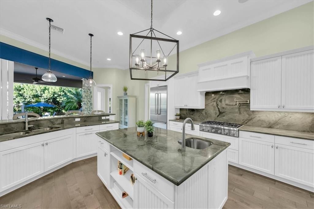 455 Bow Line Dr, Naples, FL 34103 Photo