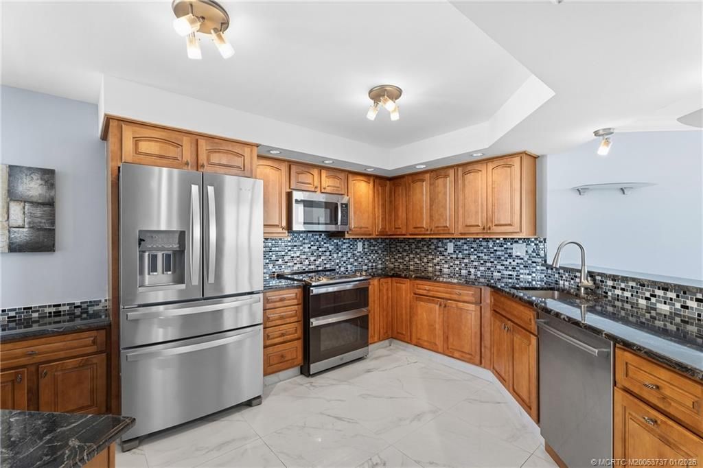 9550 S Ocean Drive, Unit 1210, Jensen Beach, FL 34957 Photo