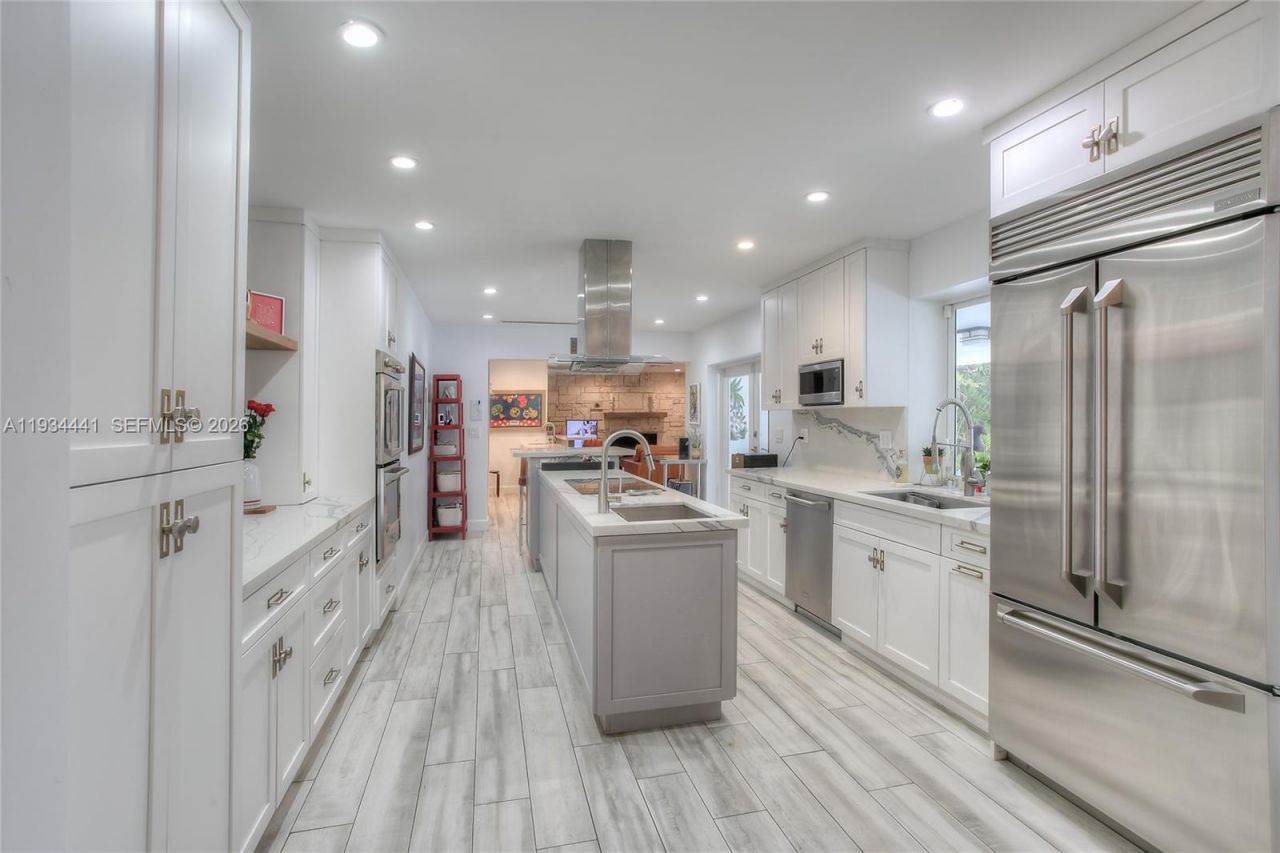 6875 N Cartee Rd , Palmetto Bay, FL 33158 Photo