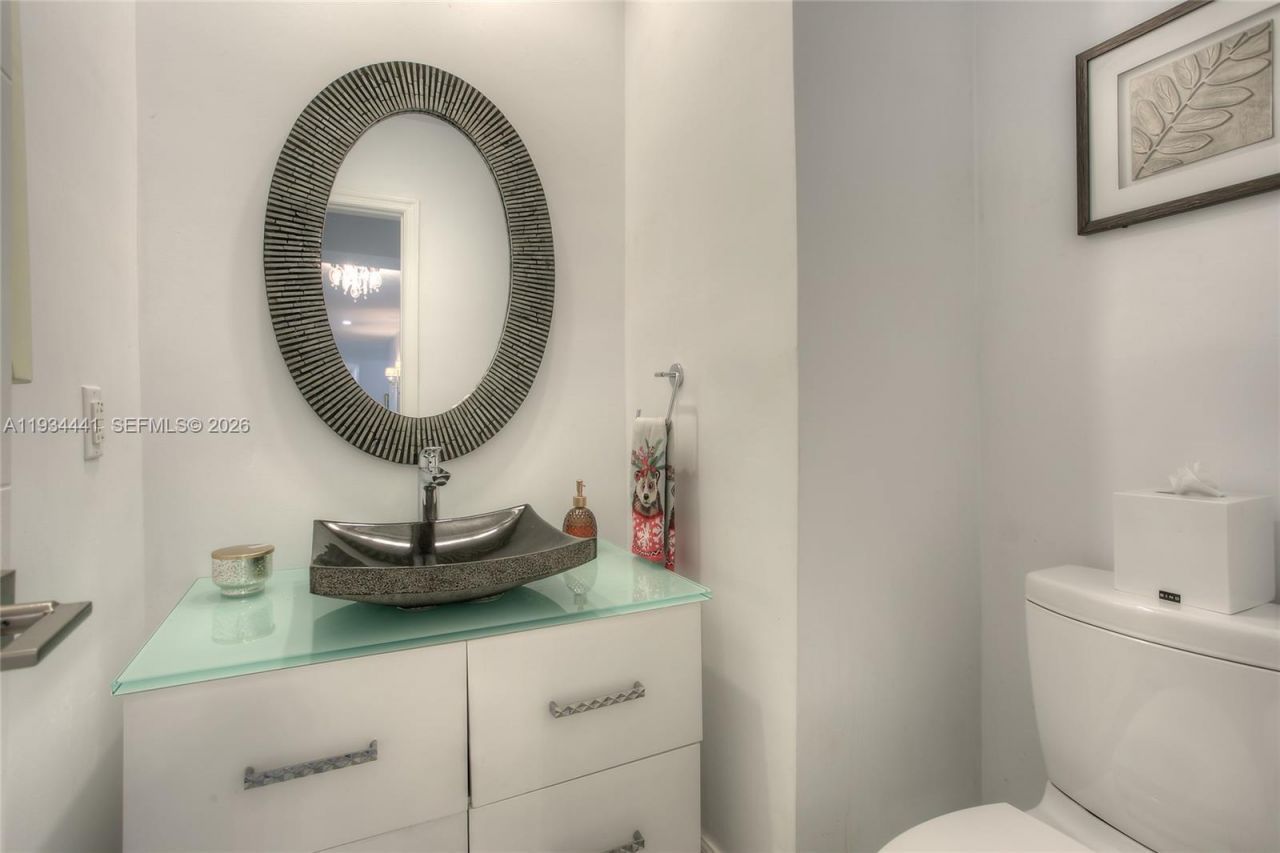 6875 N Cartee Rd , Palmetto Bay, FL 33158 Photo