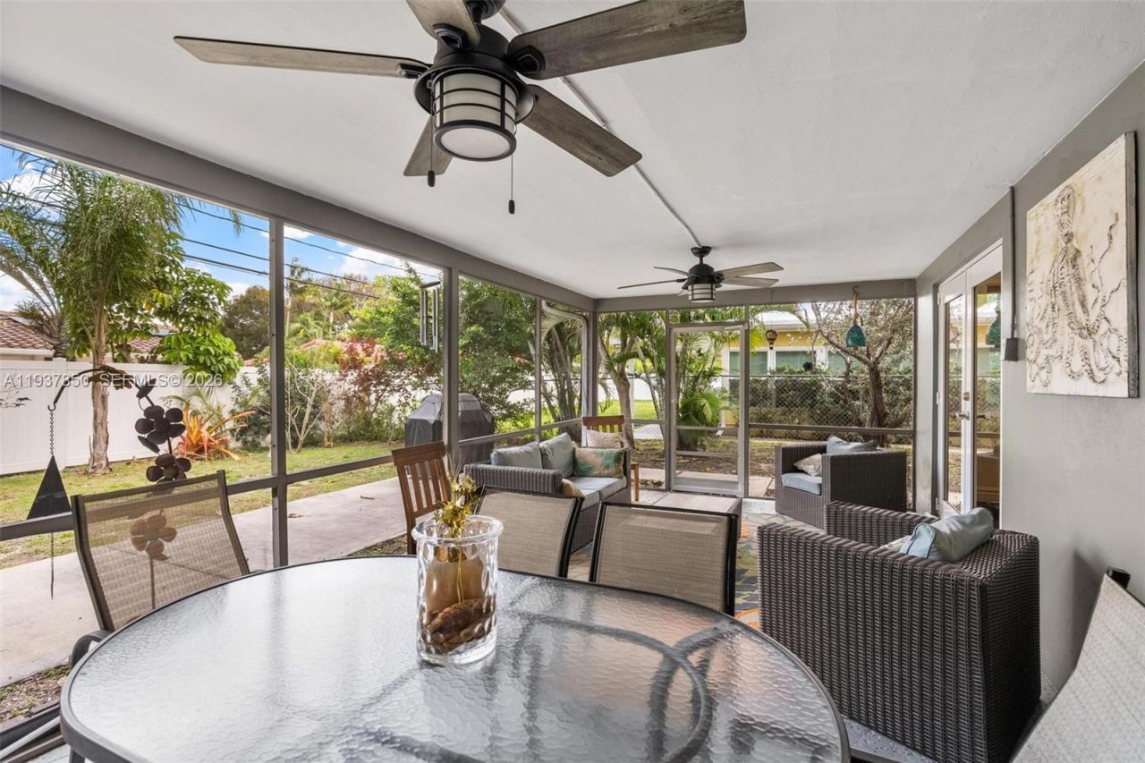 5670 NE 21st Dr, Fort Lauderdale, FL 33308 Photo