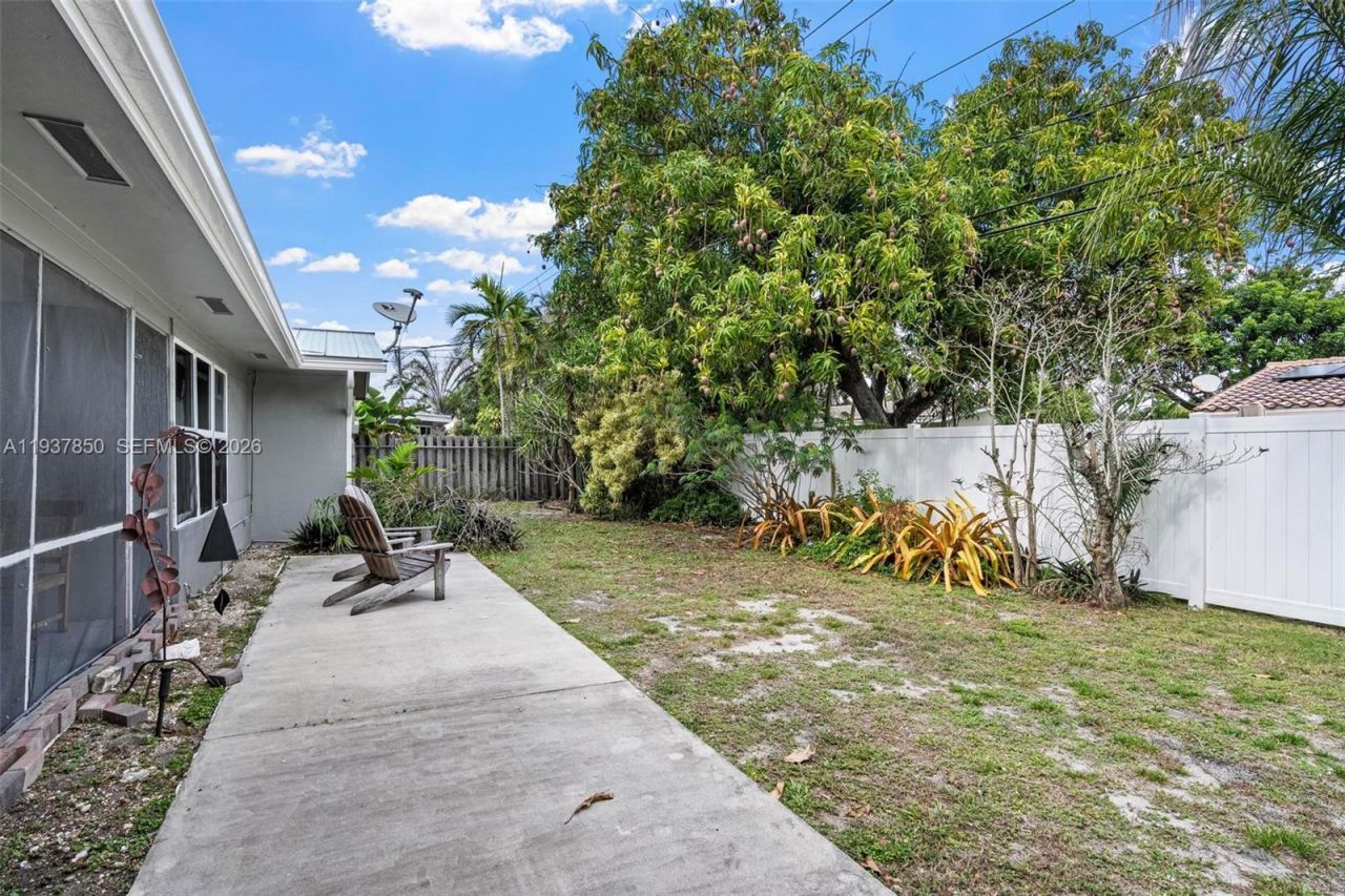 5670 NE 21st Dr, Fort Lauderdale, FL 33308 Photo