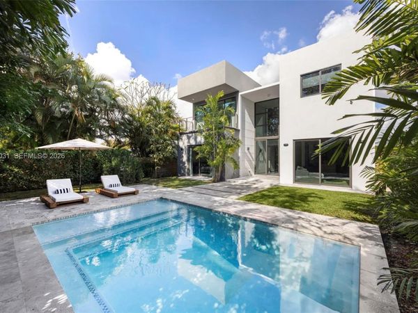 2990 SW 20th St, Miami, FL 33145