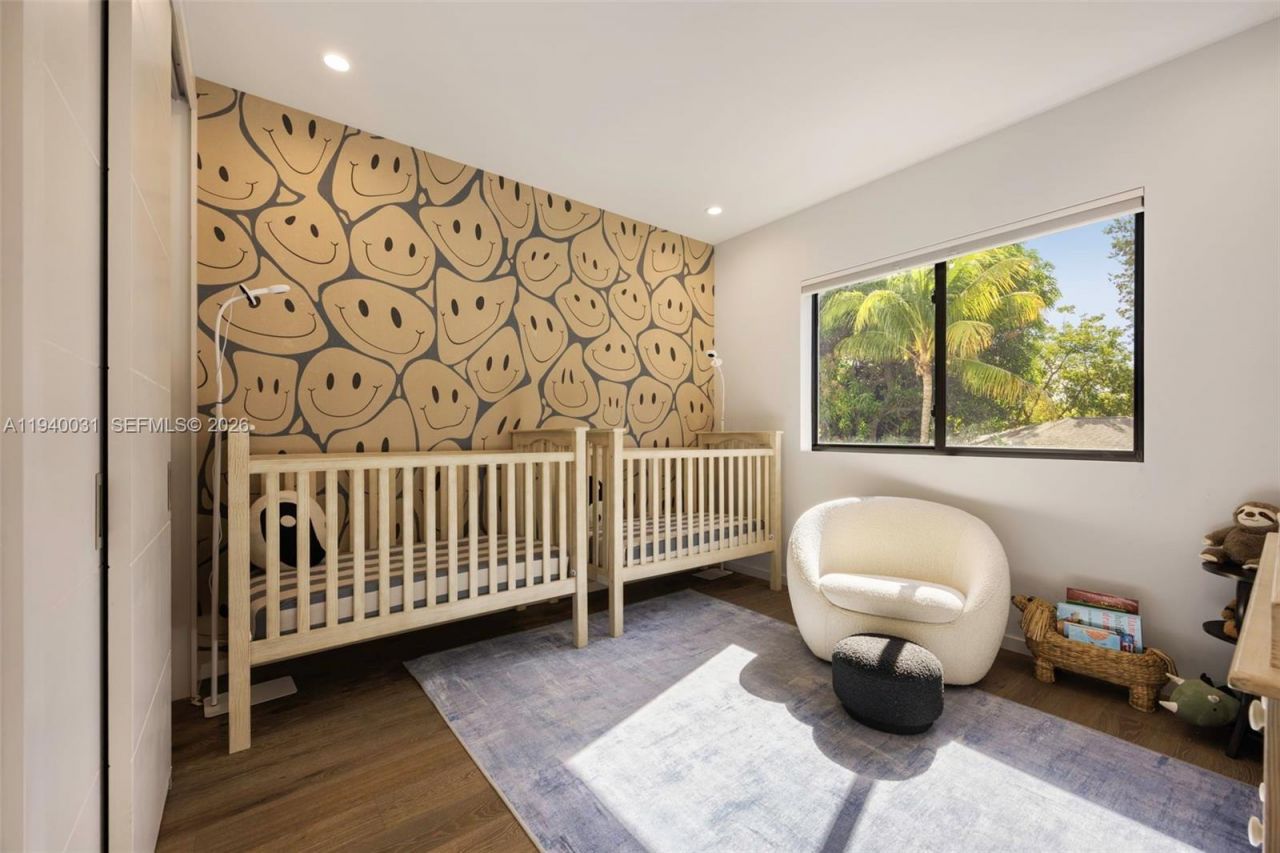 2990 SW 20th St, Miami, FL 33145 Photo