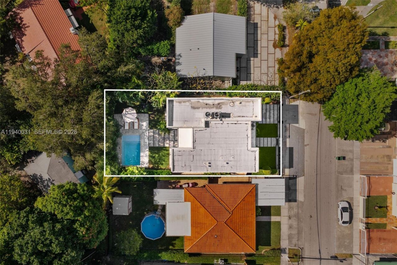 2990 SW 20th St, Miami, FL 33145 Photo