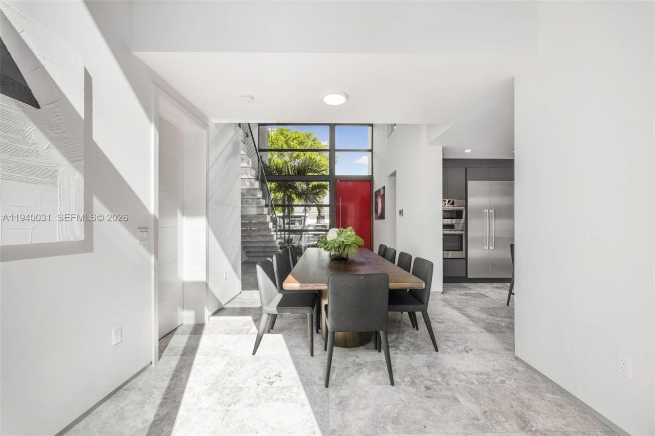 2990 SW 20th St, Miami, FL 33145 Photo