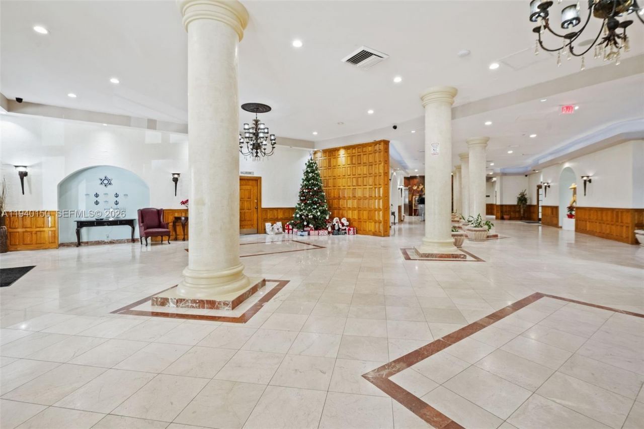 3725 S Ocean Dr, Unit 1214, Hollywood, FL 33019 Photo