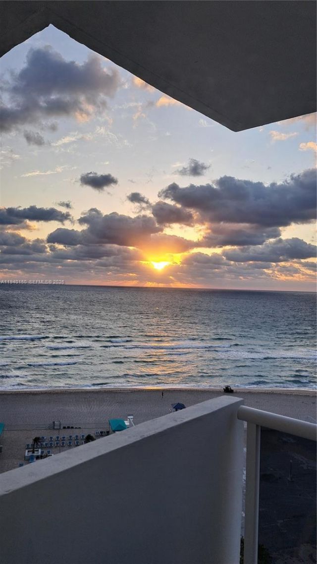 3725 S Ocean Dr, Unit 1214, Hollywood, FL 33019 Photo