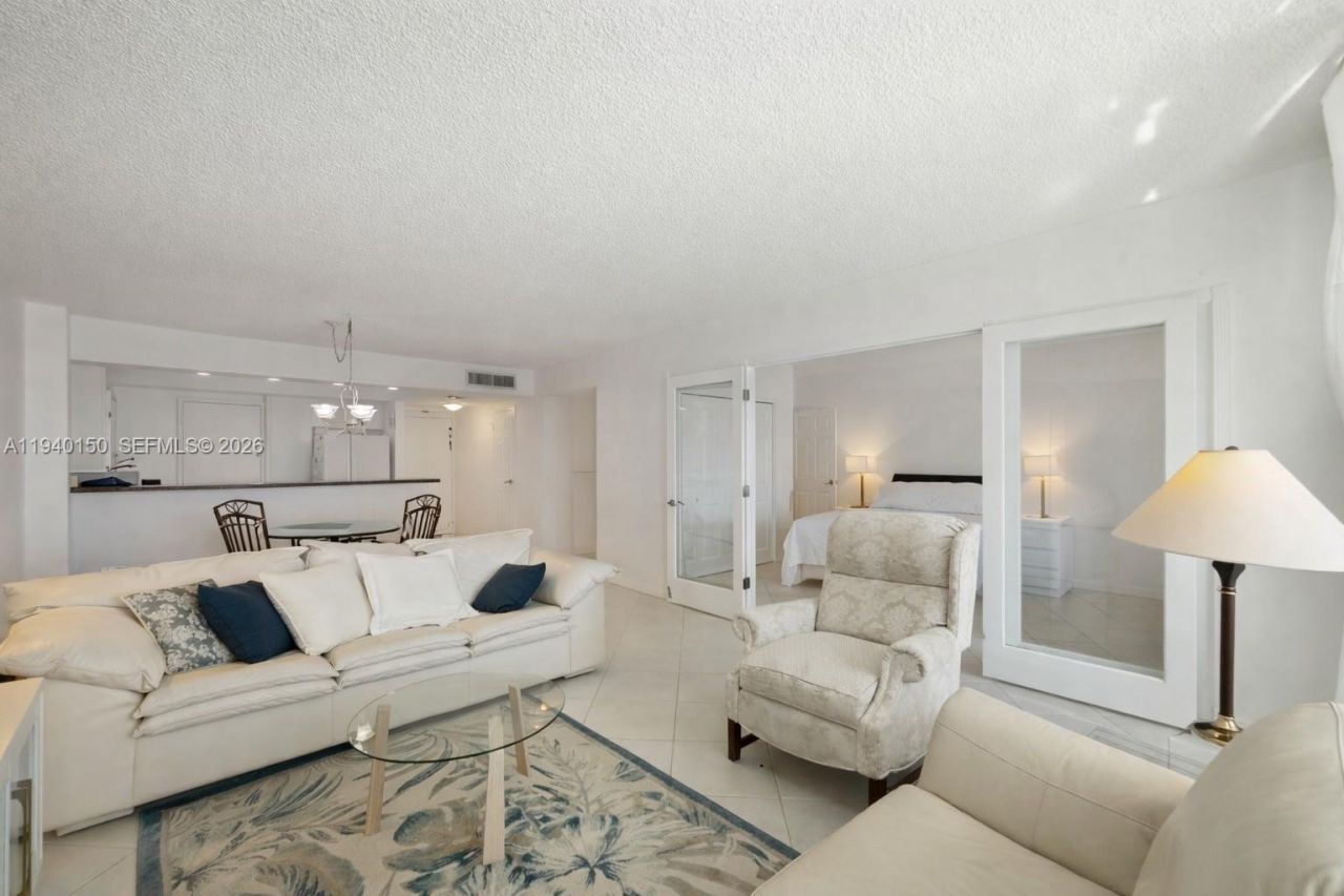 3725 S Ocean Dr, Unit 1214, Hollywood, FL 33019 Photo