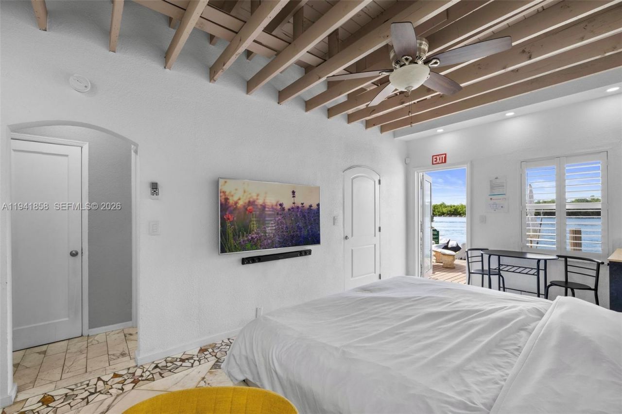 1908 N Ocean Dr , Unit 1B & 2B pa, Hollywood, FL 33019 Photo