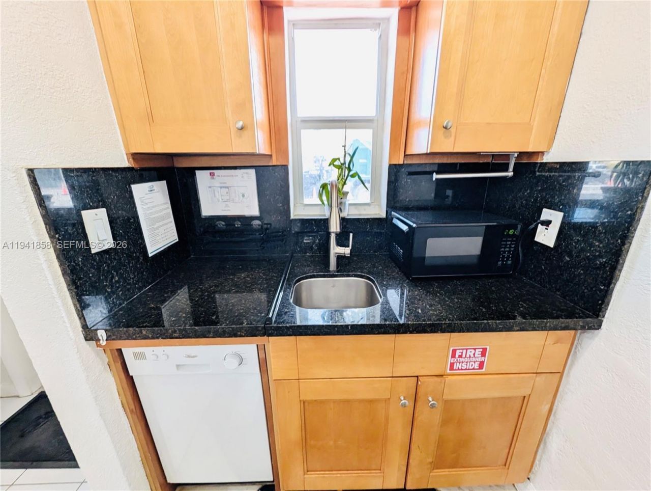 1908 N Ocean Dr , Unit 1B & 2B pa, Hollywood, FL 33019 Photo