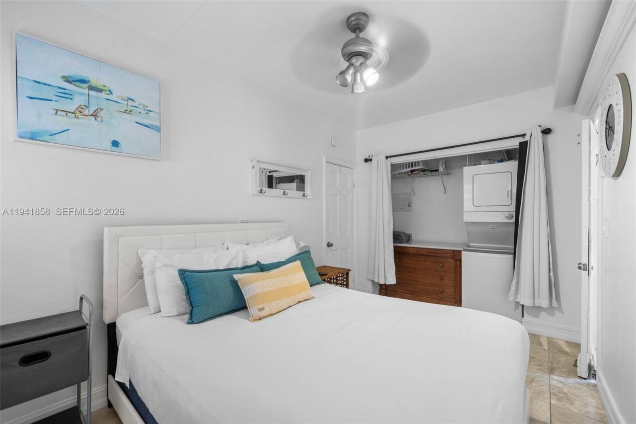 1908 N Ocean Dr , Unit 1B & 2B pa, Hollywood, FL 33019 Photo