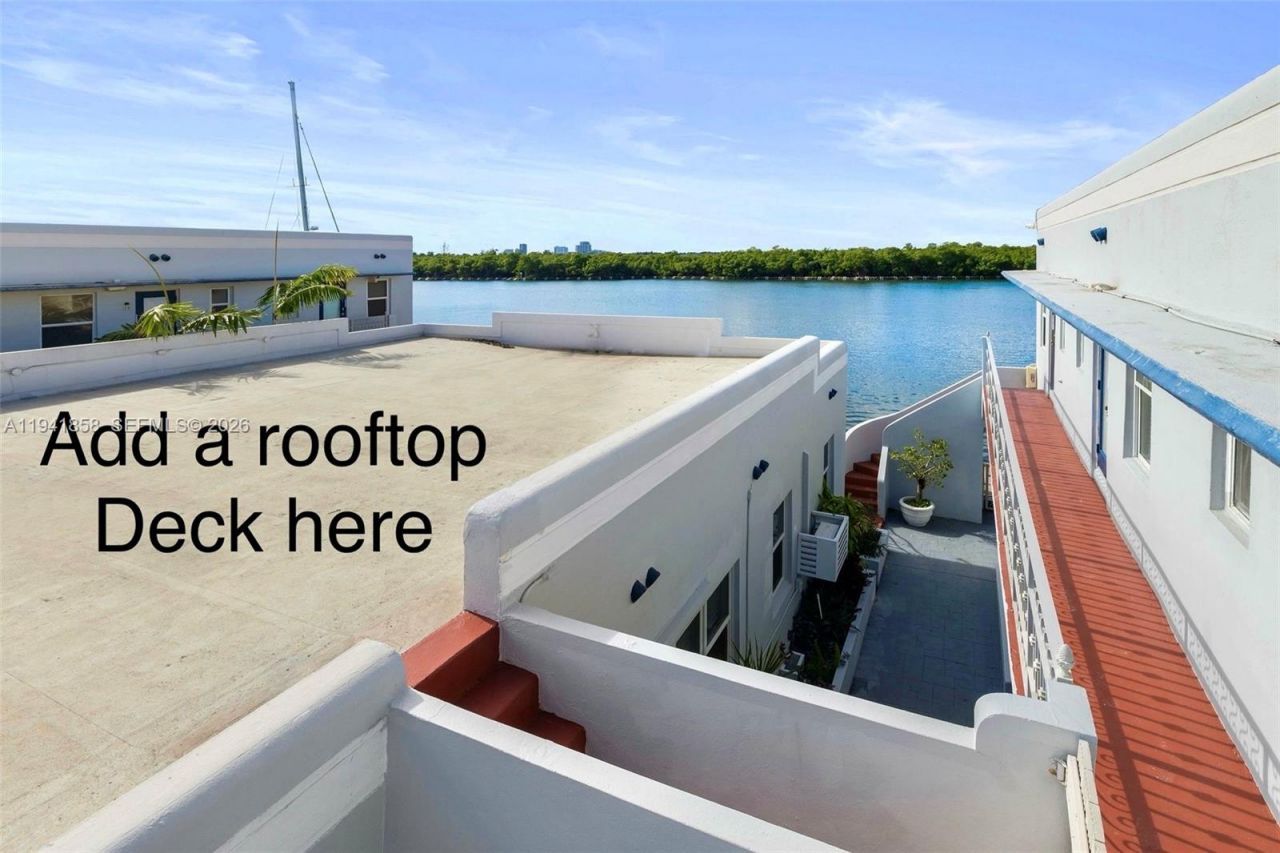 1908 N Ocean Dr , Unit 1B & 2B pa, Hollywood, FL 33019 Photo