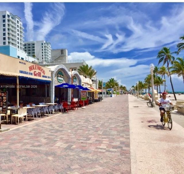 1908 N Ocean Dr , Unit 1B & 2B pa, Hollywood, FL 33019 Photo