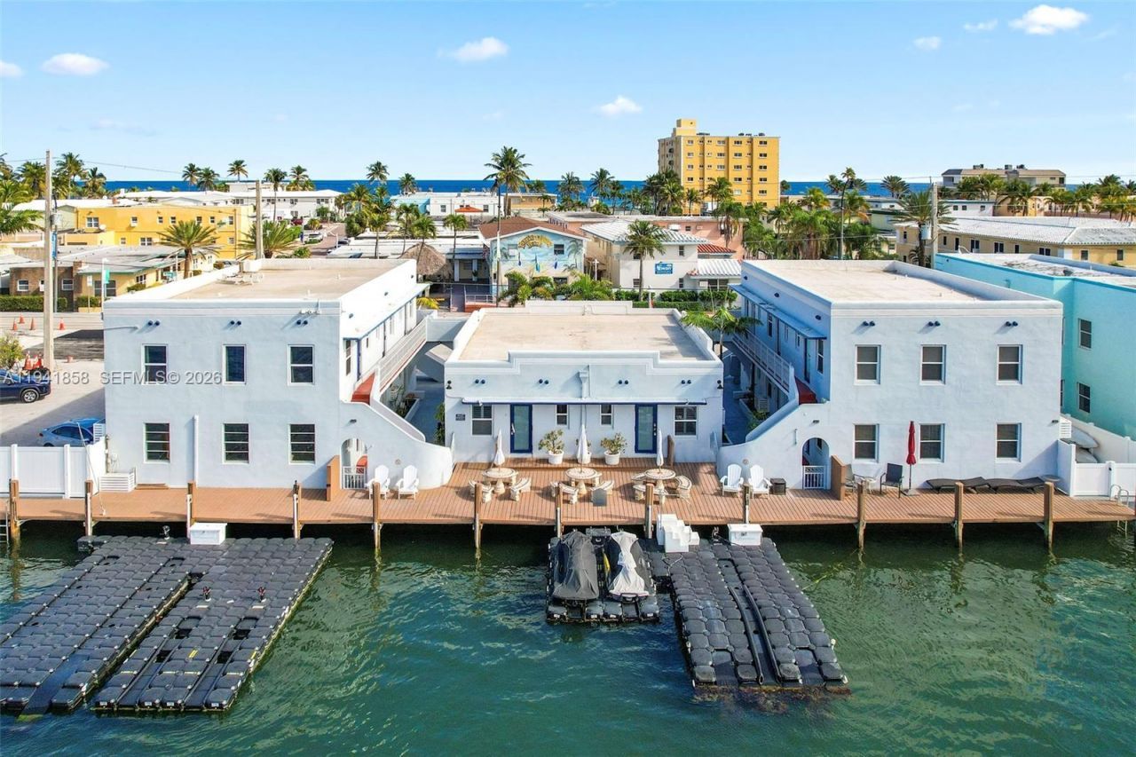 1908 N Ocean Dr , Unit 1B & 2B pa, Hollywood, FL 33019 Photo