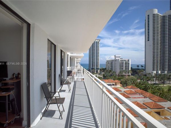210 174th St, Unit 1008, Sunny Isles Beach, FL 33160