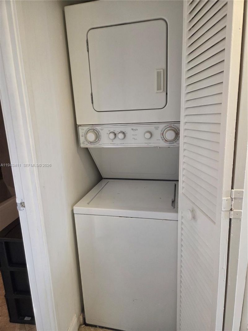 210 174th St, Unit 1008, Sunny Isles Beach, FL 33160 Photo