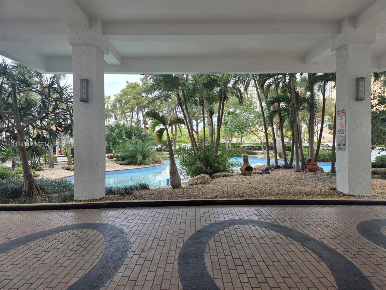 210 174th St, Unit 1008, Sunny Isles Beach, FL 33160 Photo