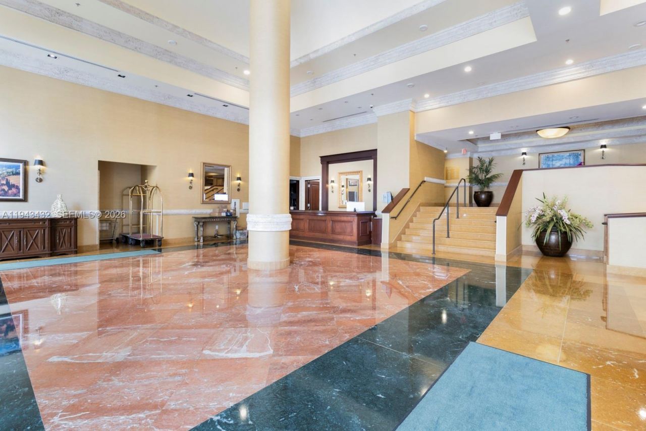 8395 SW 73rd Ave, Unit 528, Miami, FL 33143 Photo