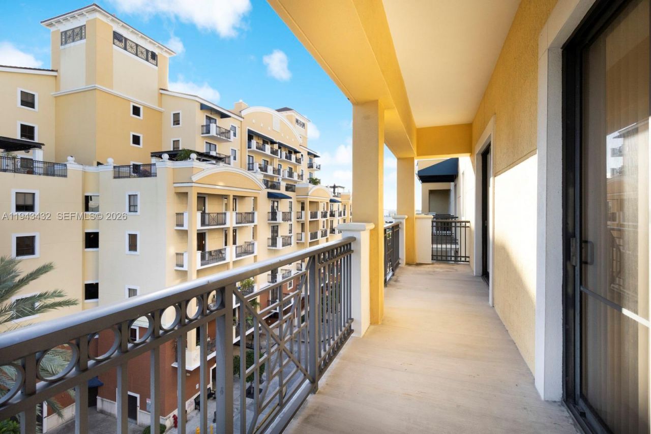 8395 SW 73rd Ave, Unit 528, Miami, FL 33143 Photo