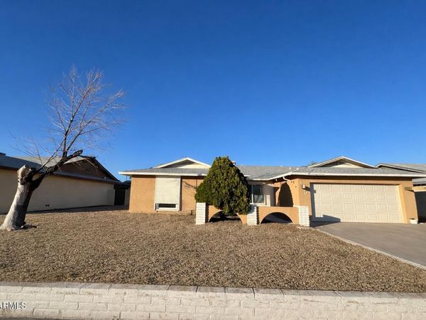 4802 W BROWN Street, Glendale, AZ 85302