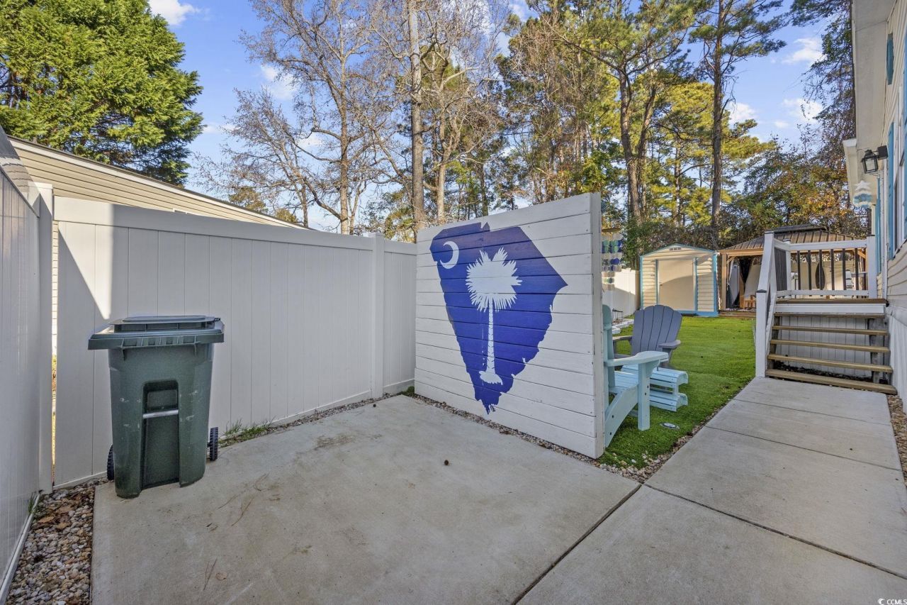 944 Pine Thicket St. Photo 20