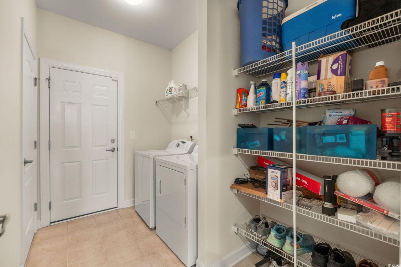 1461 Thames Ct. Photo 33