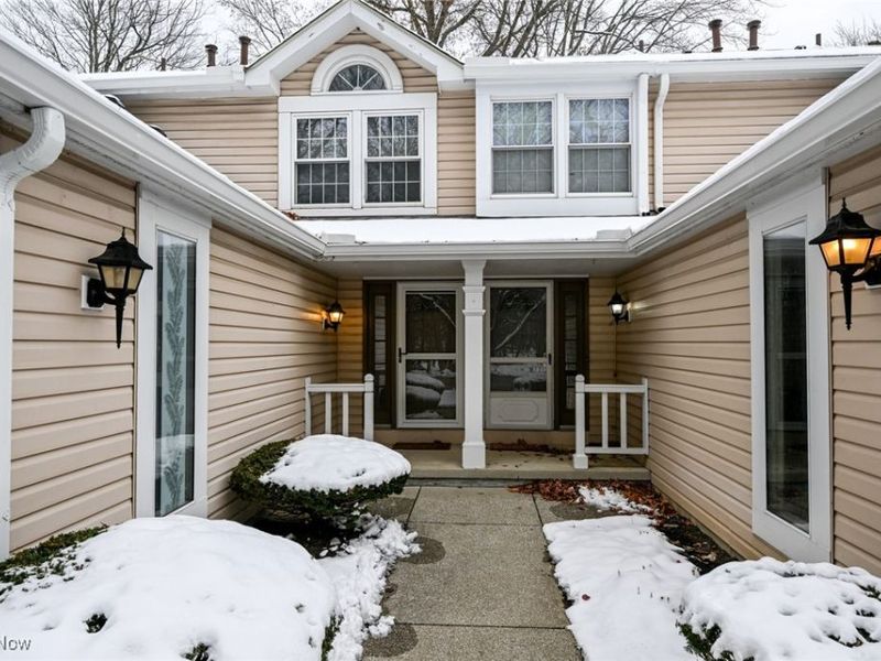 3874 Lake Run Boulevard, Stow, OH 44224 Photo 2