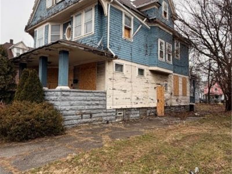 7515 Superior Avenue, Cleveland, OH 44103 Photo 2