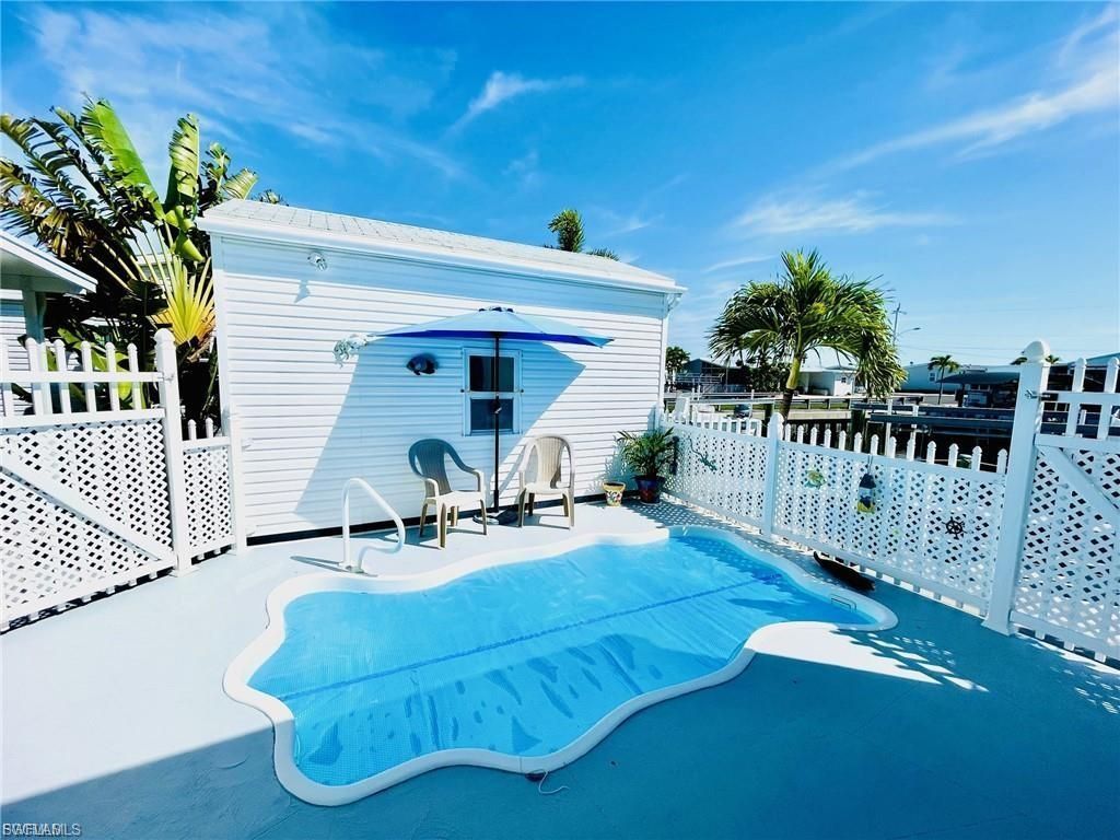 3064 Sloop Ln, Saint James City, FL 33956 Photo