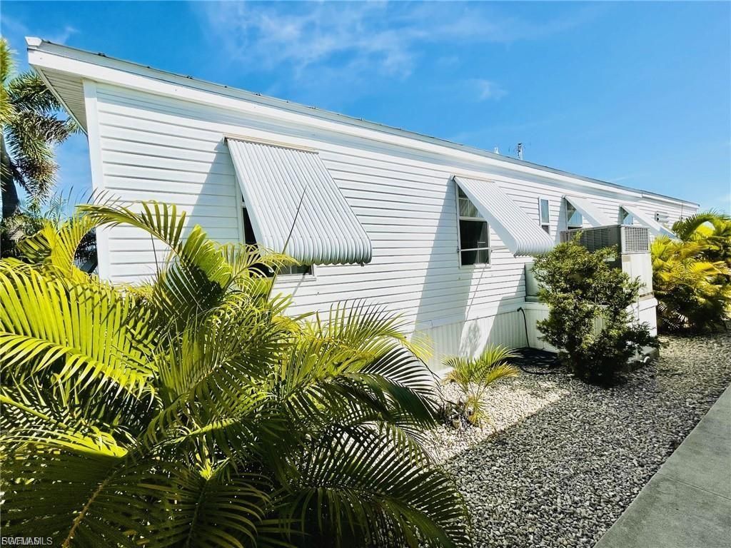 3064 Sloop Ln, Saint James City, FL 33956 Photo