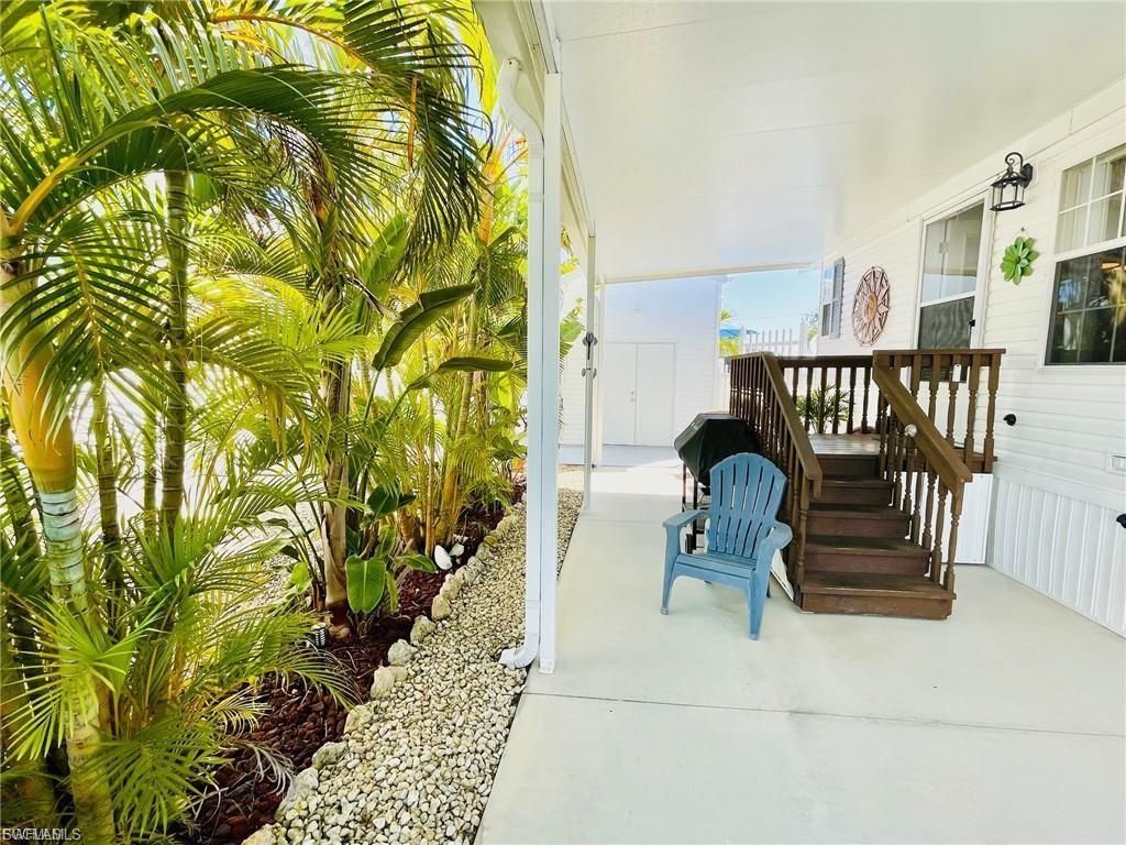 3064 Sloop Ln, Saint James City, FL 33956 Photo