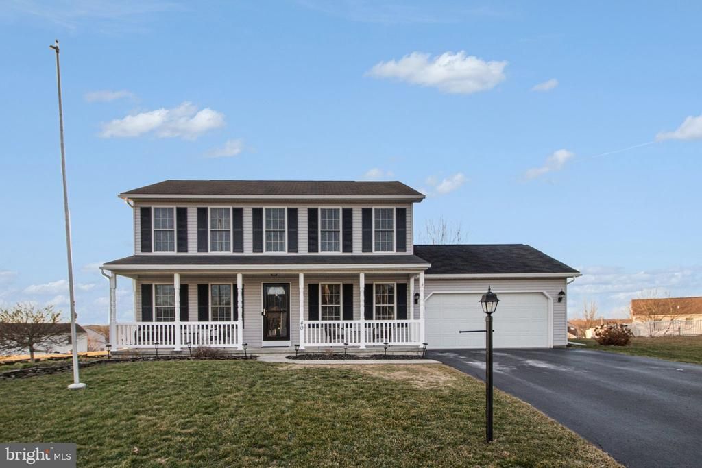 40 Blue Spruce Drive, Enola, PA 17025 Main Photo