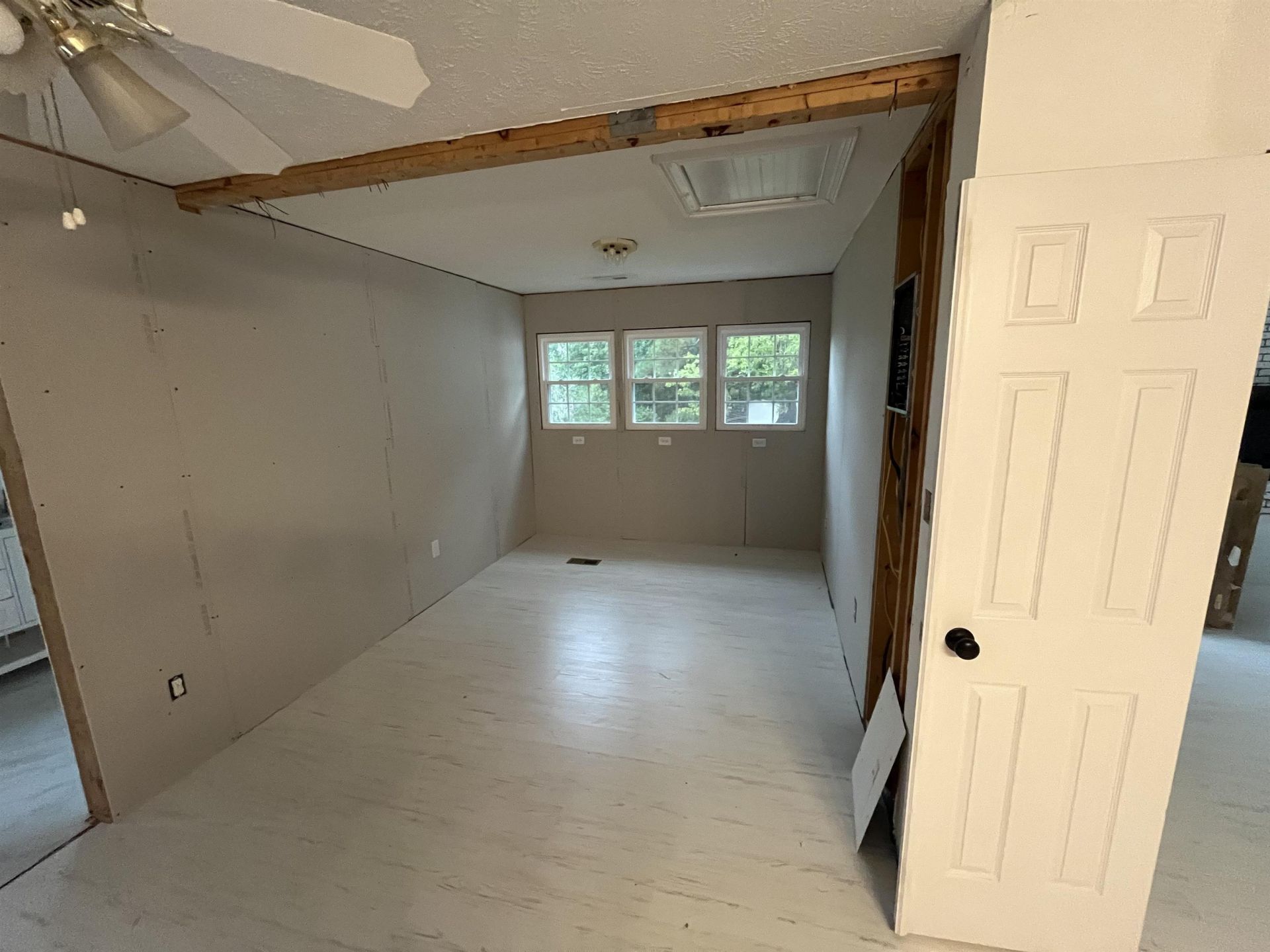 3957 Long Avenue Ext. Photo 28