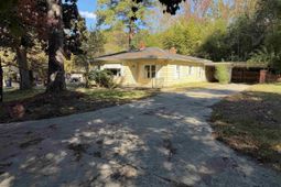 422 Blossom Street photo 4