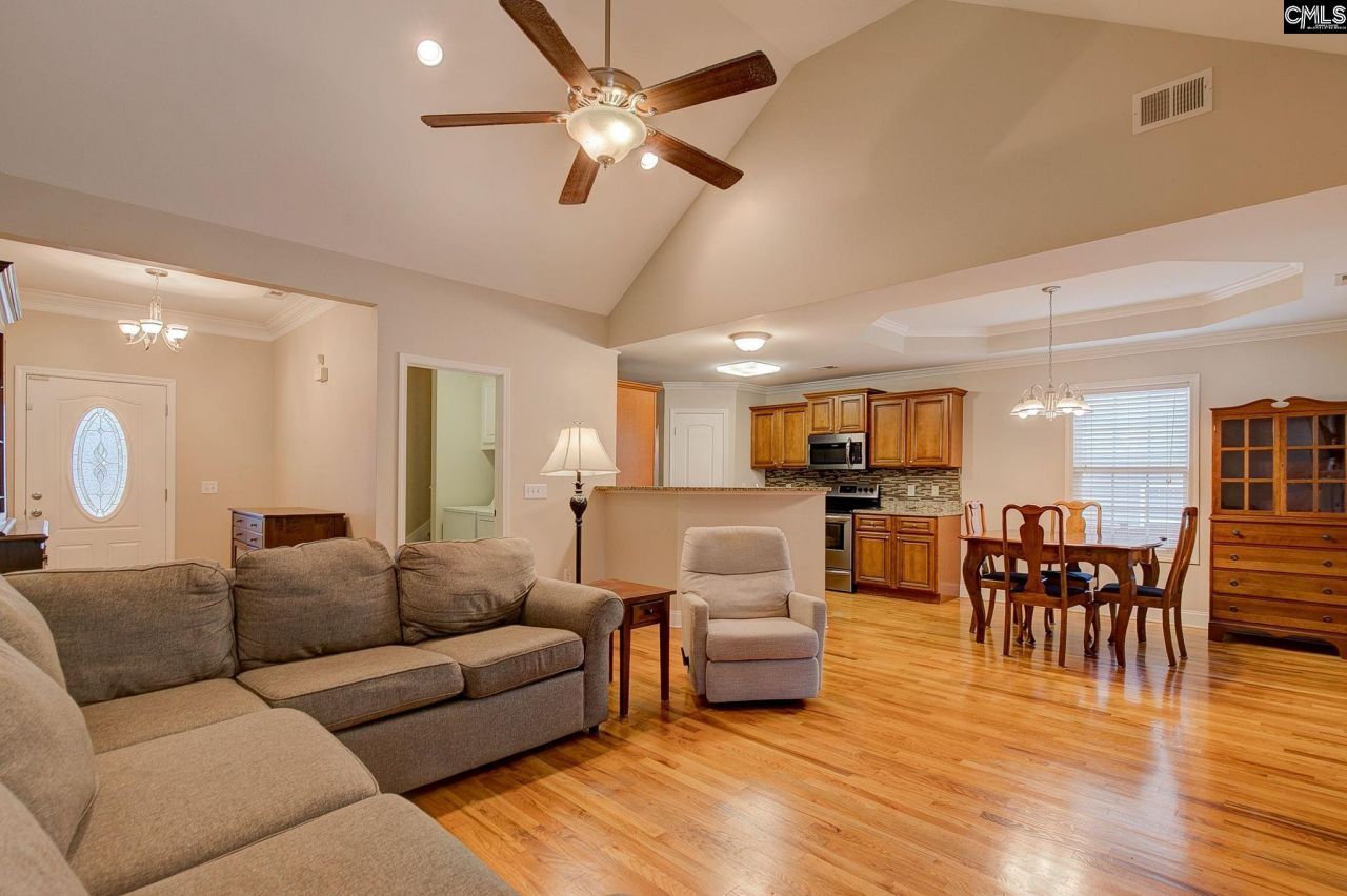 21 Heatherwood Photo 5