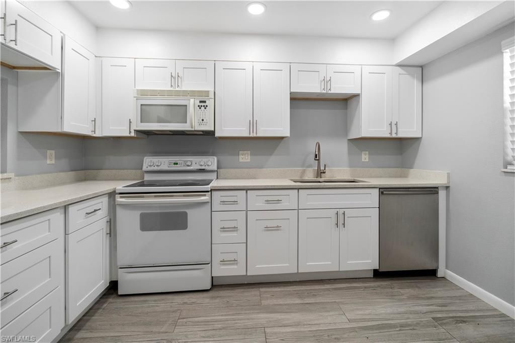 1490 Memoli Ln, Unit 2, Fort Myers, FL 33919 Photo