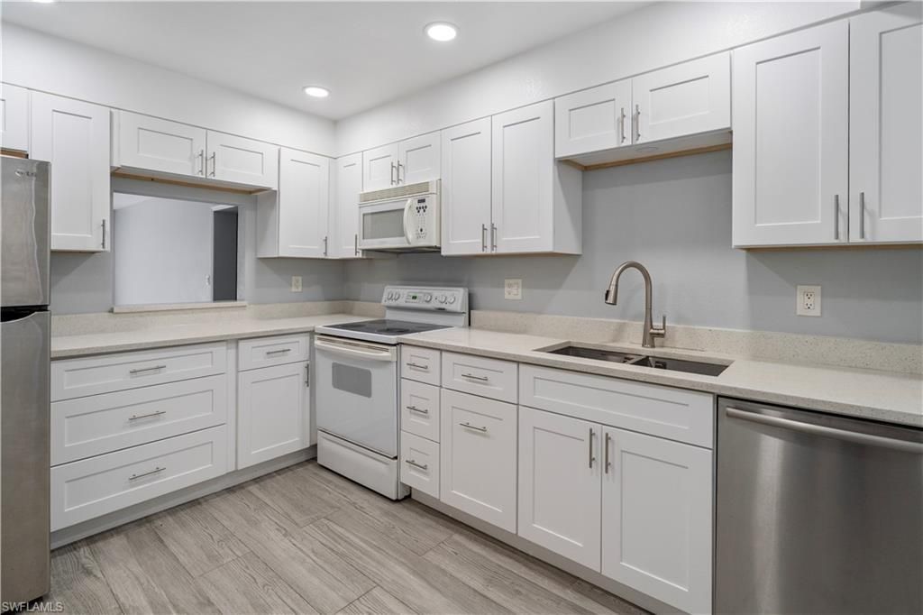 1490 Memoli Ln, Unit 2, Fort Myers, FL 33919 Photo
