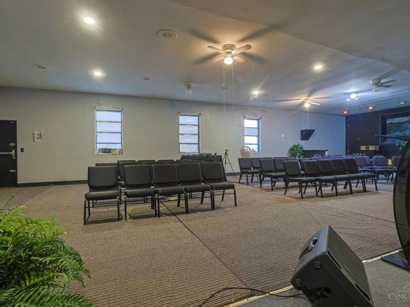 4662 Ashtree Drive, Cincinnati, OH 45223 Photo 15