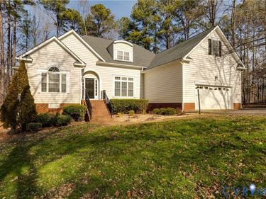 5900 Harbourwood Place, Chesterfield, VA 23112